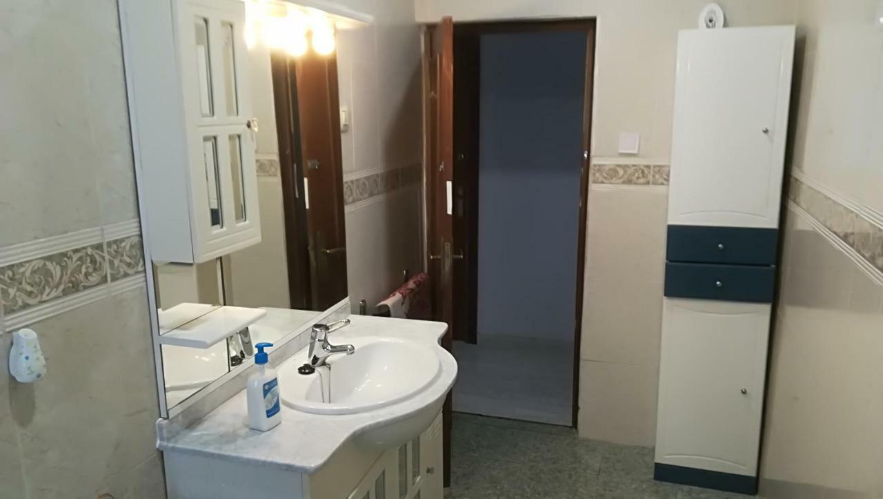 Villa "Luna De Segovia" Leganés Extérieur photo